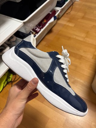 Zapatillas Prada Blancas y Azules