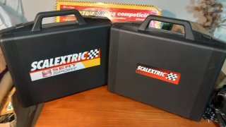 Scalextric.Pack 2 Maletines Scalextric