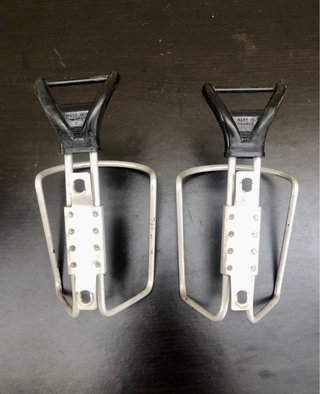Portabidones clásicos de aluminio para bicicleta