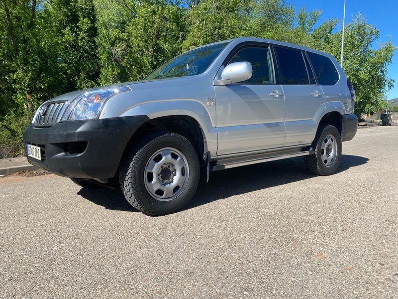 Toyota Land Cruiser D-4D GX 5p 2005