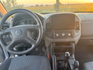 Mitsubishi Montero 2006