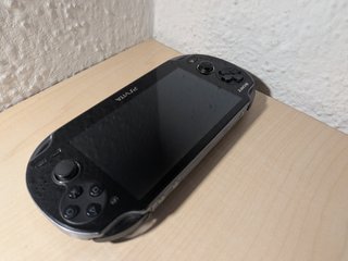 Sony PS Vita + Juego Little Big Planet