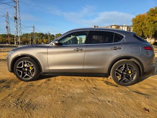 Alfa Romeo Stelvio 2020