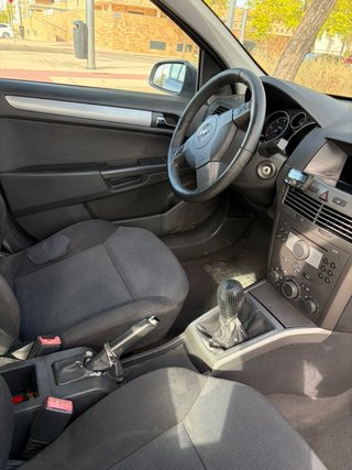 Opel Astra 2008