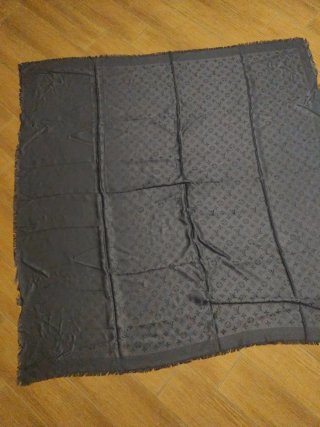 Foulard Louis Vuitton Grigio Monogram