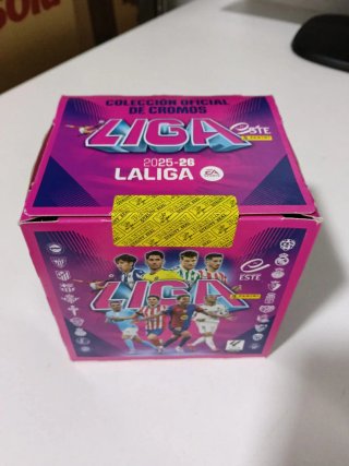 Caja Panini LaLiga Este 2025-26 Sellada