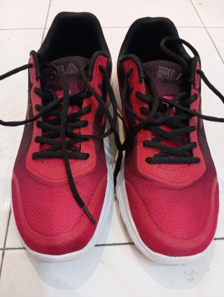 Zapatillas Fila Hombre Talla 41 Rojas y Negras