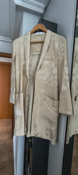 Chaqueta Larga de Fiesta Mango Beige