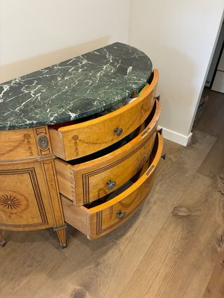 Cómoda Luis XVI Mármol y Madera