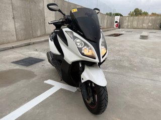KYMMCO SUPER DINK 300i año 2012, 69.000 kms