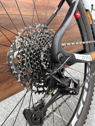 Bicicleta MTB Berria Bravo 6 Mejorada
