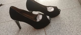 Zapatos de tacón Estefania Marco negros