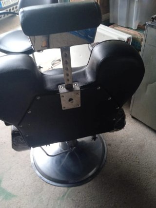 Sillón de Peluquería Negro