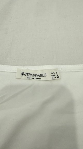 Body Blanco Stradivarius