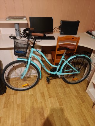 Bicicleta de paseo azul