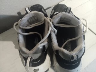 Zapatillas Skechers D'Lites Negro y Blanco