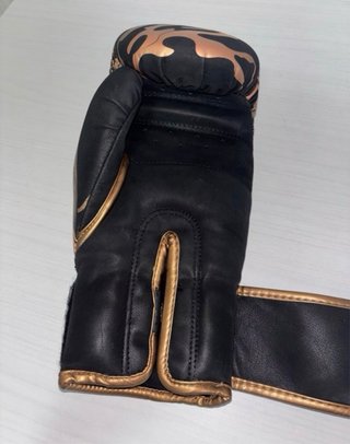 Guantes Boxeo Venum Dragon's Flight Negro/Oro