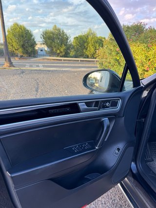Volkswagen Touareg 2013