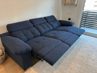 Sofá 3 plazas reclinable azul. 1 año. Impecable