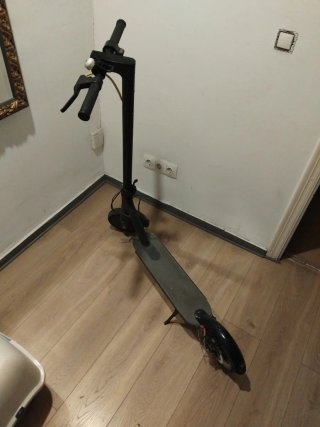 Patinete Eléctrico Negro
