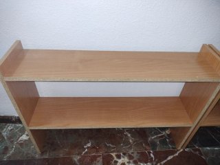 Estanterías de Madera. Son bastantes grandes. 2×25