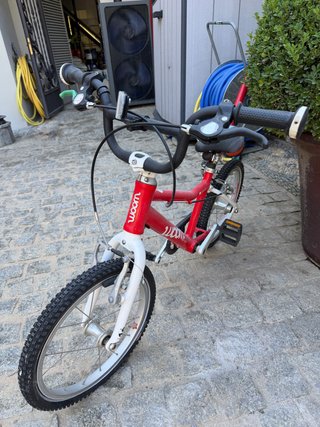 Bicicleta de Montaña Roja de Aluminio