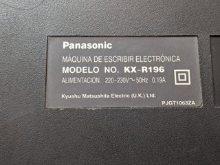 Máquina de escribir electrónica Panasonic R196