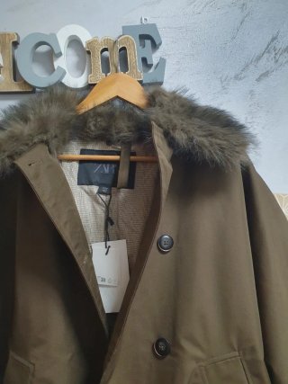 Parka water repelent Zara Verde Oliva Talla S