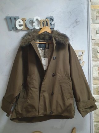 Parka water repelent Zara Verde Oliva Talla S