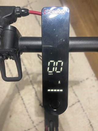 Patinete eléctrico iScooter9