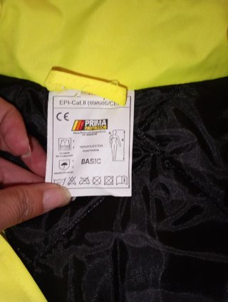 Chaquetón de trabajo amarillo y negro