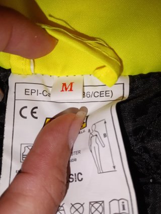 Chaquetón de trabajo amarillo y negro