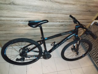 Bicicleta B'Twin Rockrider 520
