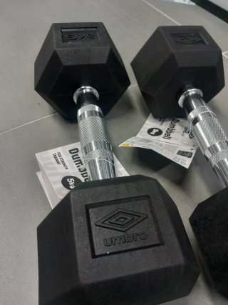Juego 2 mancuernas hexagonales 5kg NUEVAS