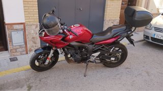 Yamaha Fazer 600 Roja