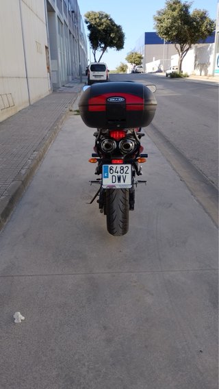 Yamaha Fazer 600 Roja