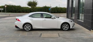 Lexus IS 2016