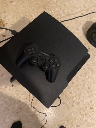 Consola ps3 Slim Negra impecable con gta v y cable