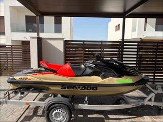 Moto de agua Sea-Doo RXT 325