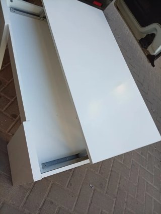 Mesa Baja Blanca