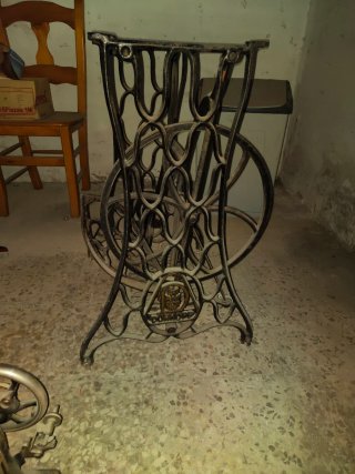 Máquina de coser y pie antiguo Dürkopp