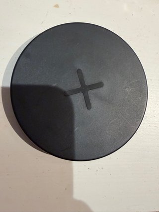 Cargador Inalámbrico Negro Mate Ikea