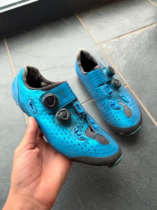 Calas Shimano XC9 S-Phyre Talla 40.5