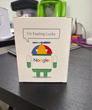 Mini figura Google Android Noogler dead zebra