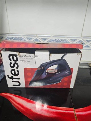 Plancha de vapor Ufesa RV1100C Daily