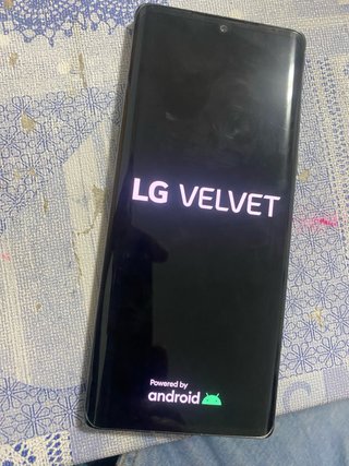 LG Velvet 5G per pezzi o riparazione