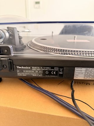 Technics 1210 MK2
