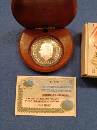 Moneda 8 Reales Govern Municipal Barcelona