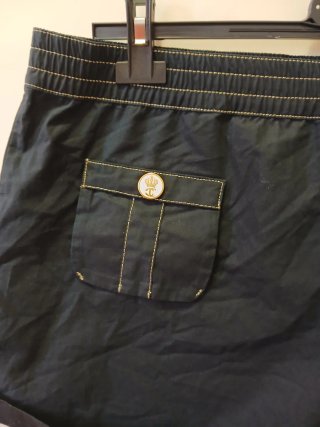 Shorts Just Cavalli neri con dettagli oro