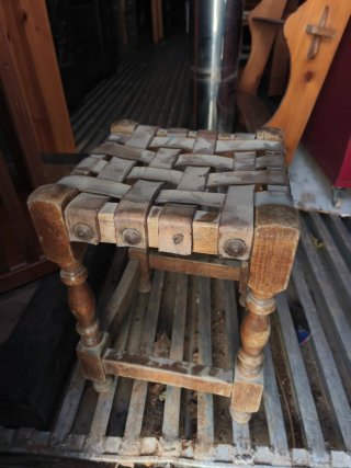 Sillas o Banco Antiguo de Madera y Cuero